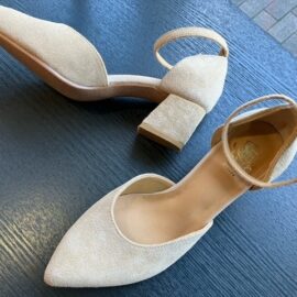 温かさを感じるセパレートパンプス　mot