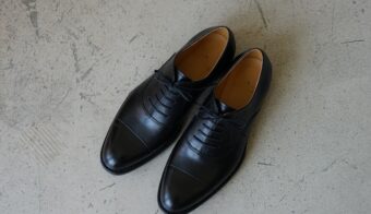 紳士靴の王道　内羽根式ストレートチップ　sb-006